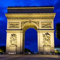 Arc triomphe paris famous landmarks france monument nuit la most etoile night place facts popular around french monuments arch visit